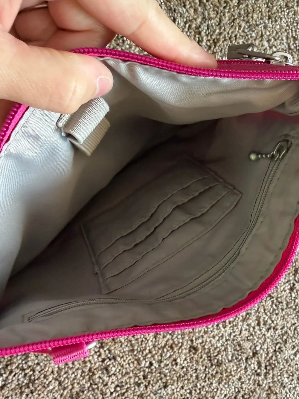 BAGGALLINI Bright Pink Nylon Zippered Crossbody Shoulder Bag